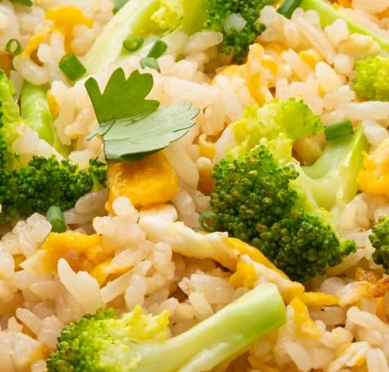 Brocoli con Arroz y Huevo