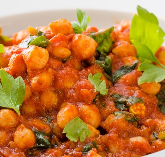 garbanzos con espinacas y tomate